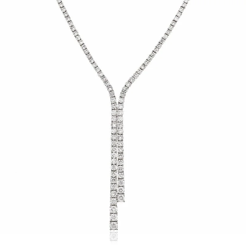 Beautiful necklaces and pendants with geometric shapes for a modern, artistic design-DIAMOND BOW TIE NECKLACE IN 18K WHITE GOLD