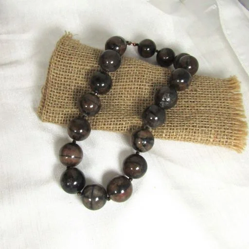 Elegant necklaces and pendants with infinity symbols for timeless designs-Dark Brown Gemstone Beaded Necklace