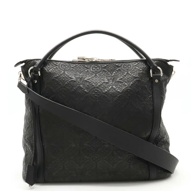 Handle bags with sturdy bases for stability -Louis Vuitton Monogram Anthea Ixia MM Tote Bag