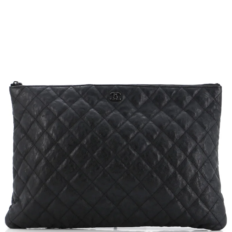 Handle bags with chevron designs for trend -O Case Clutch Quilted Crumpled Calfskin Large