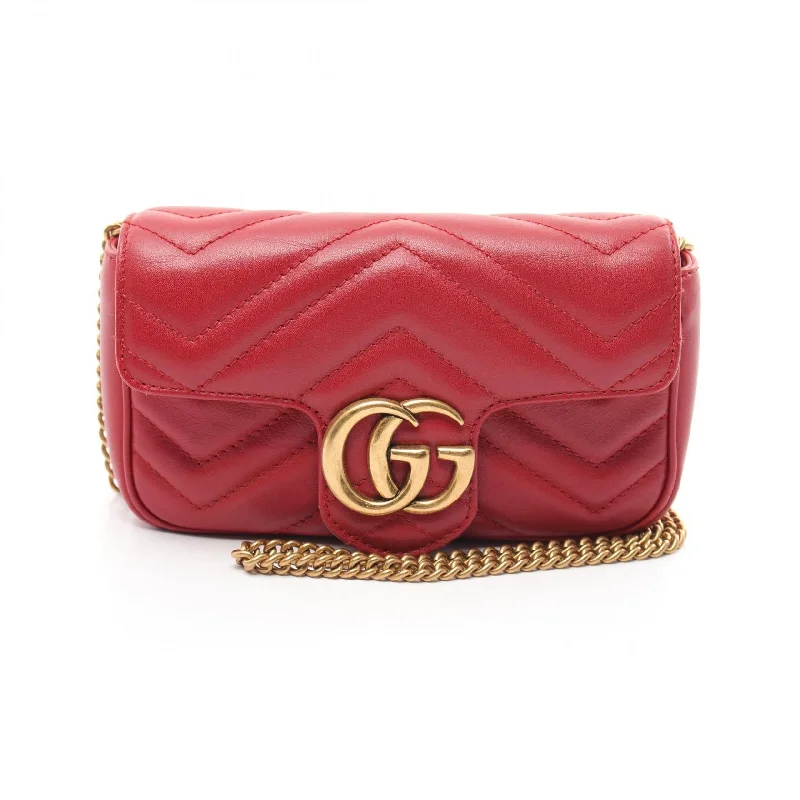 Handle bags with tie-dye patterns for fun -Gucci GG Marmont Super Mini Leather Bag